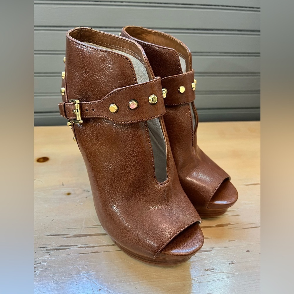 Michael Kors Women Ailee Brown Ankle Boots Size 7 M Open Toe Peep Gold Studded - Picture 13 of 13